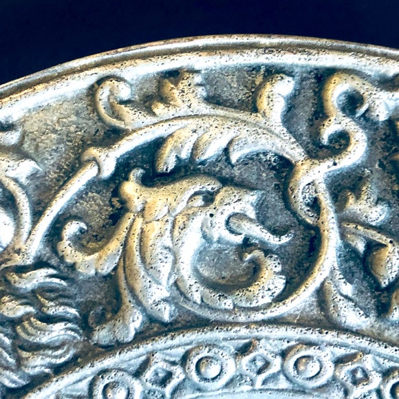 Antique Style Green Man Portrait of Cast Metal Charger Plate Wall Plaque 12”each - Picture 7 of 11